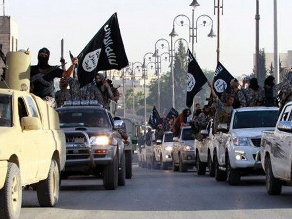 Tướng Mỹ Cần thêm 2 năm để xóa sổ IS khỏi Mosul và Raqqa