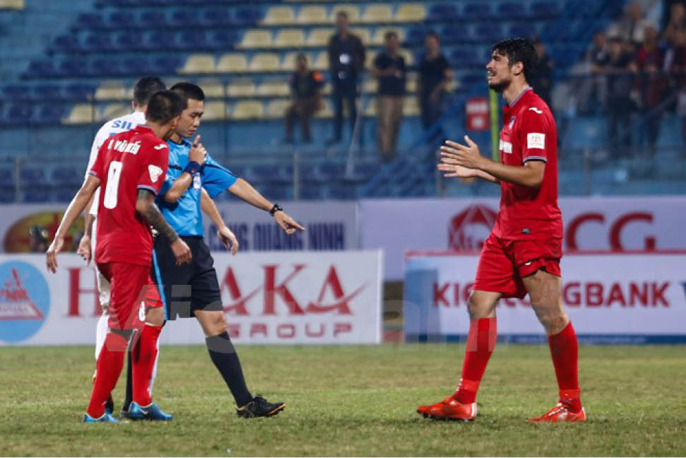 Những cú “trảm” cần thiết