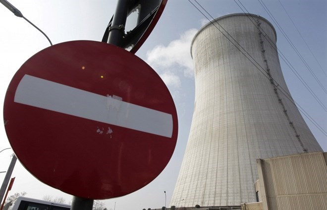 Iran được Nhóm P5+1 cho phép nhập khẩu 130 tấn urani