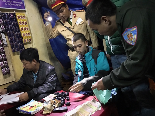 Tổ công tác đặc biệt bắt nhóm đối tượng mua bán ma túy