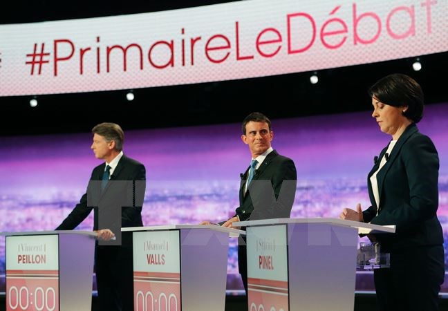 Cựu Thủ tướng Pháp Manuel Valls ghi điểm tại phiên tranh luận thứ 2