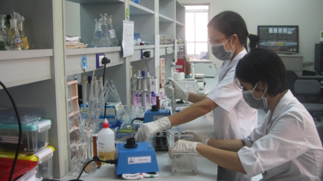 Cơ hội cho thuốc giá rẻ trong nước