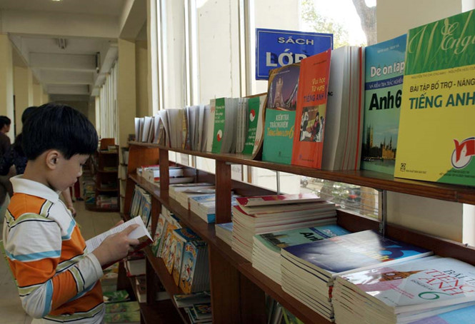 Làm ngay một chương trình, nhiều bộ sách giáo khoa