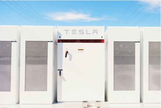 Tesla ra mắt nhà máy trữ điện lớn nhất thế giới