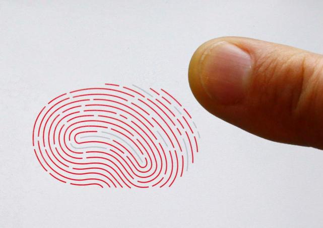 Trung Quốc bắt đầu lấy dấu vân tay của du khách nước ngoài