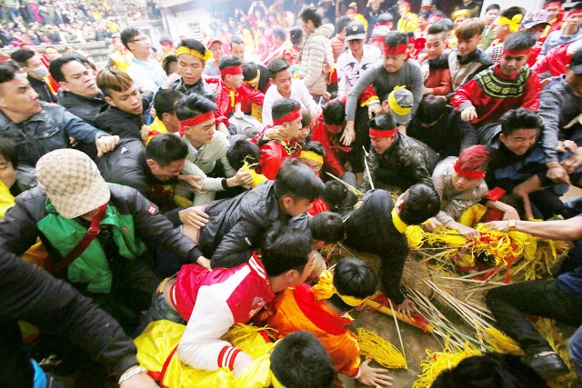 Chấn chỉnh và cách tân lễ hội