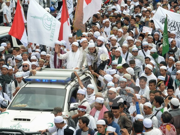 Người dân Jakarta đi bỏ phiếu bầu thị trưởng thành phố