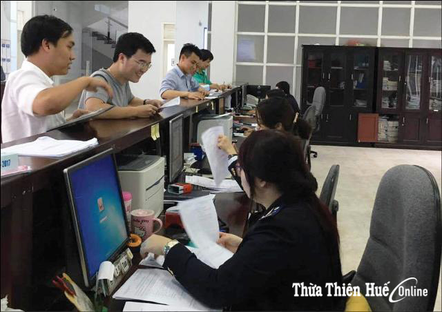 Rèn tác phong lẫn nghiệp vụ