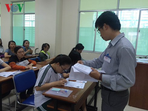 Thi THPT Quốc gia 2017 Giảng viên ĐH vẫn về địa phương coi thi