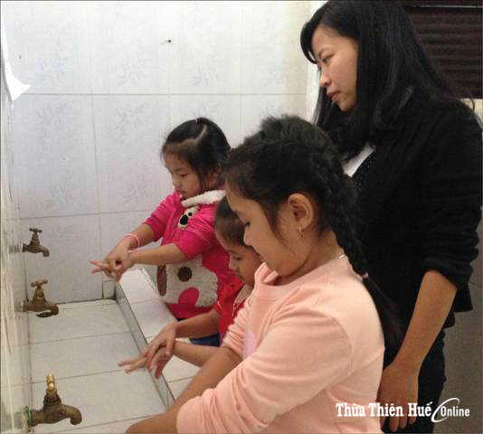 Không chủ quan với bệnh tay - chân - miệng