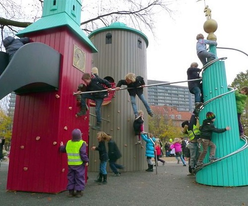 Người dân đất nước hạnh phúc nhất thế giới dạy con như thế nào