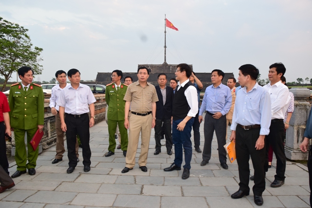 Kiểm tra công tác đảm bảo an ninh Hội nghị APEC và chuyến thăm của Nhật Hoàng