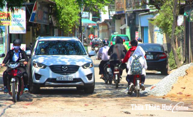 Quản thì cần để mắt