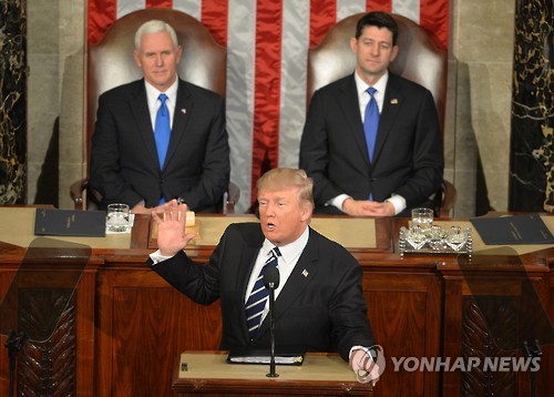 Tổng thống Trump kêu gọi NATO, Trung Đông chia sẻ chi phí quốc phòng phù hợp