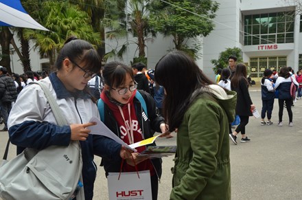 Từ 10 3, không công bố tỉ lệ sinh viên có việc, trường sư phạm không được tuyển sinh