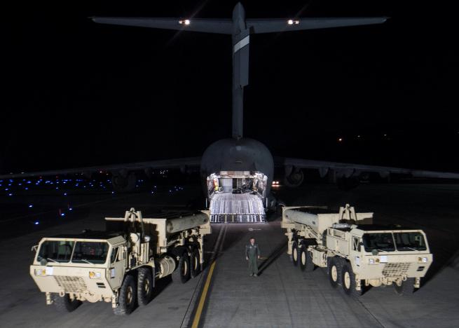 Mỹ bắt đầu triển khai hệ thống THAAD tại Hàn Quốc