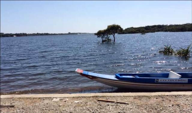 Trằm Nãi, một lần lênh đênh