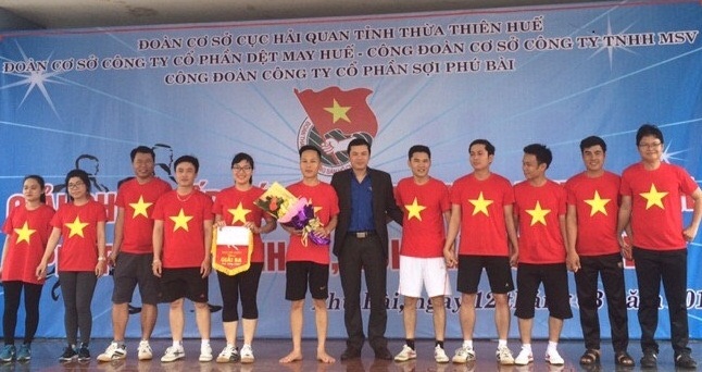 100 VĐV tham gia chạy việt dã “Thanh niên xung kích phát triển kinh tế, hội nhập quốc tế”