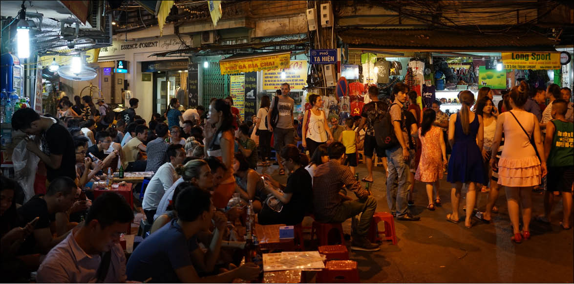 Từ Hà Nội, nghĩ về du lịch phố cổ ở Huế