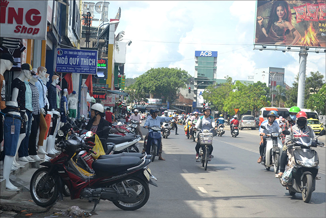 Phải thường xuyên và lâu dài