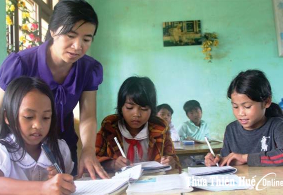 Chuyện những người gieo mầm xanh giữa đại ngàn