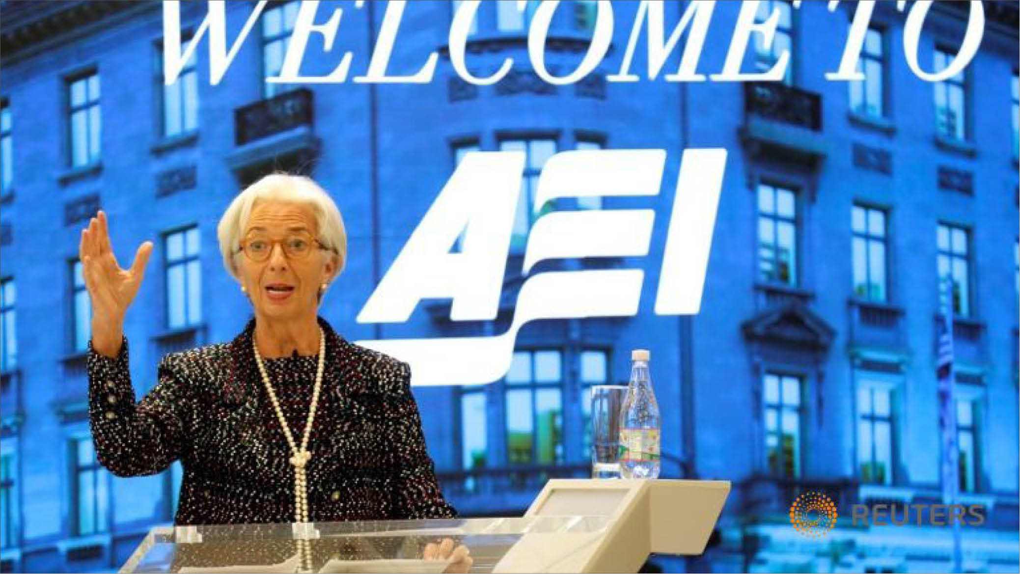 Nguy cơ sụt giảm tiêu chuẩn sống do năng suất thấp