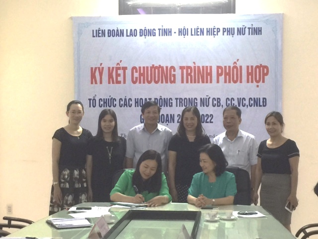 Vận động các cặp đôi là CBCCVC và CNLĐ tham gia tổ chức đám cưới tập thể
