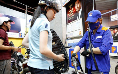 Thuế môi trường lên 8 000 đồng lít Tăng thu ngân sách hàng tỷ USD