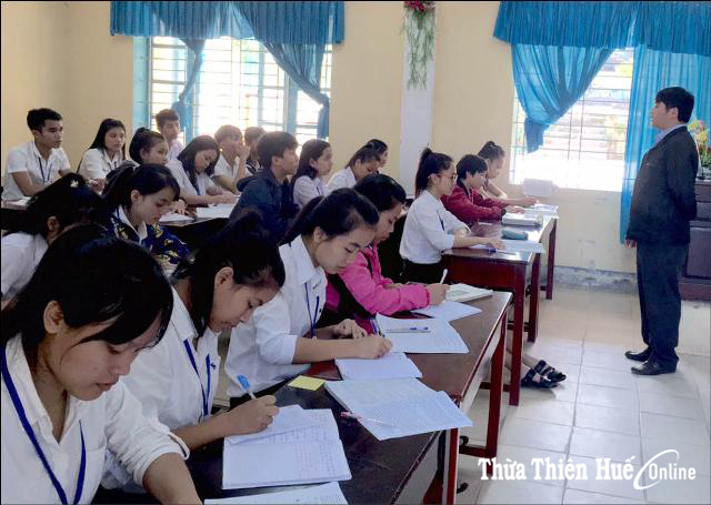 Học tốt để trở về phục vụ quê hương