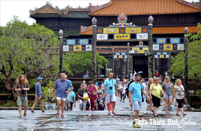 Khi nào Huế mới có lữ hành quốc tế xứng tầm