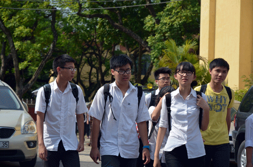 Chương trình giáo dục phổ thông mới E ngại cả thầy và trò bị quá tải