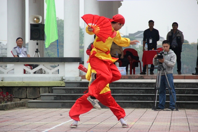 Biểu diễn võ cổ truyền phục vụ người dân và du khách