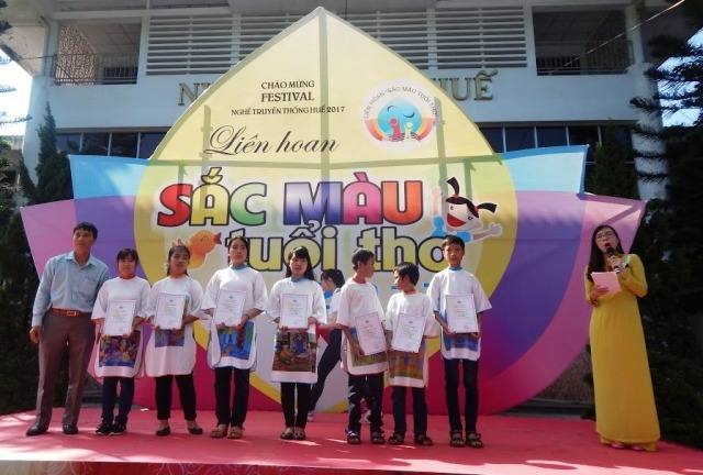 Trao giải cho 126 tác phẩm suất sắc ở Liên hoan “Sắc màu tuổi thơ”