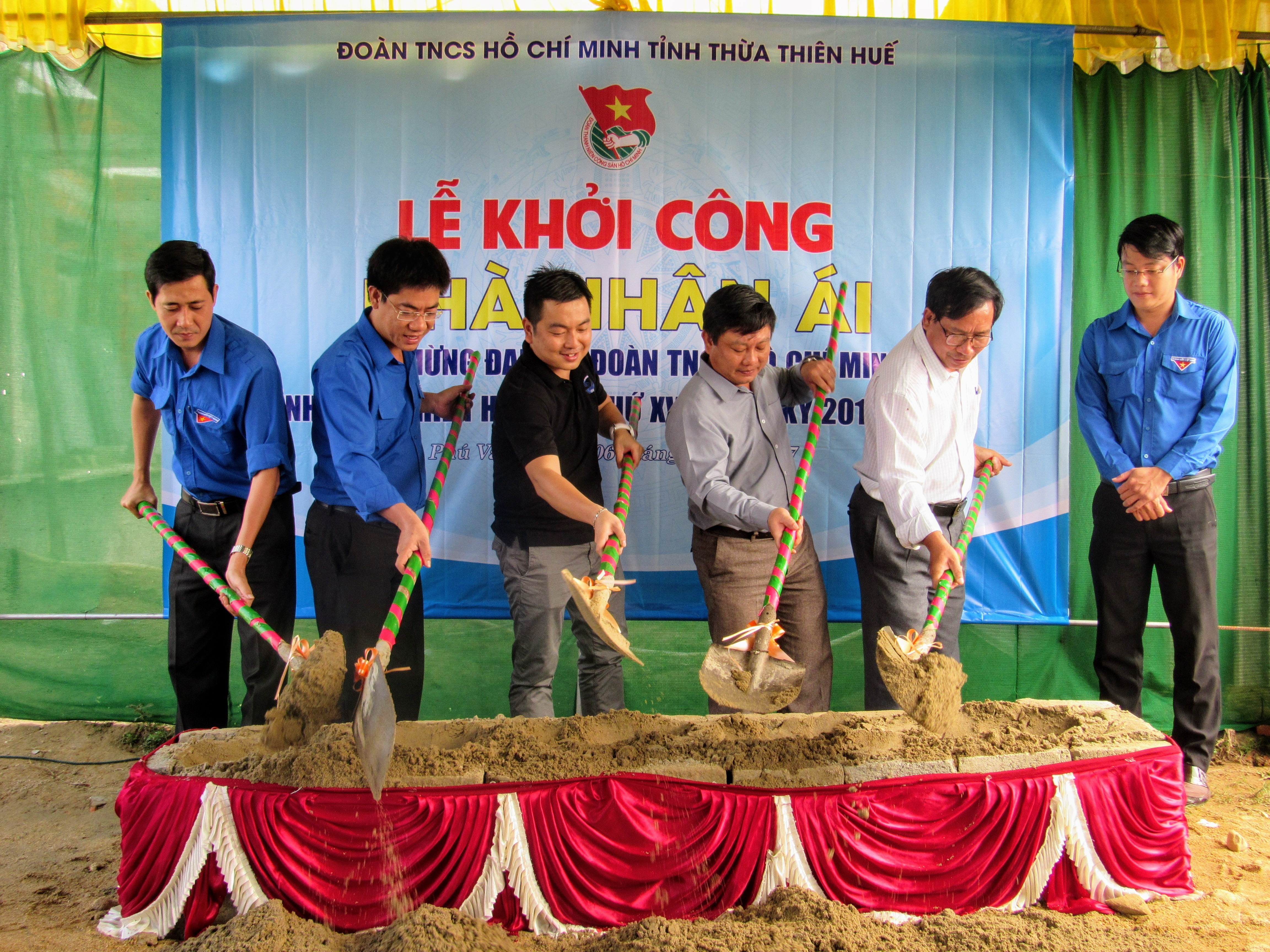 Tỉnh đoàn khởi công nhà nhân ái cho bà Phạm Thị Buồm