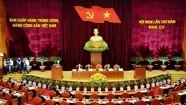 Ngày làm việc thứ ba 7 5  Trung ương xem xét và thi hành kỷ luật cán bộ