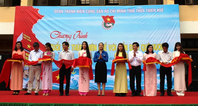 Nâng cao nhận thức về biển, đảo cho thanh niên