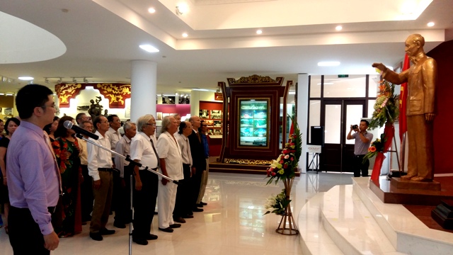 “Tháng 5 nhớ Bác”