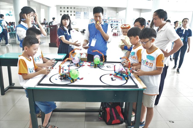 Tạo cảm hứng đam mê khoa học cho học sinh