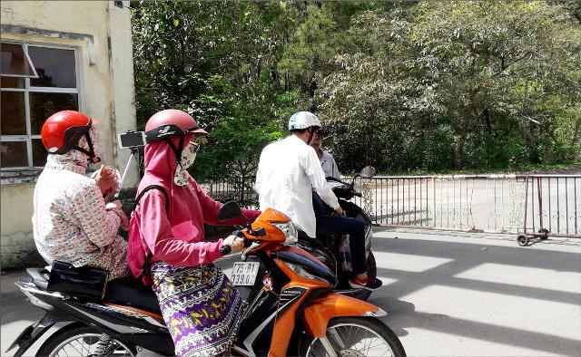 Sẽ kiểm tra việc thu phí vào cổng hồ Thủy Tiên