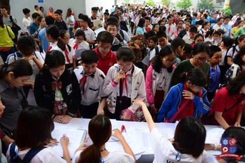 Bộ Giáo dục yêu cầu cắt giảm ngay các cuộc thi vô bổ ở bậc học phổ thông