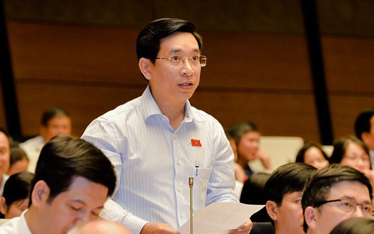 Đại biểu Quốc hội đề xuất bán đấu giá biển số xe đẹp