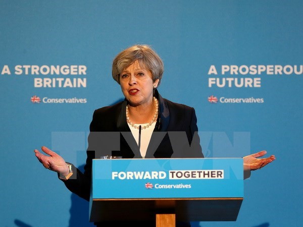 EIU Thủ tướng Anh Theresa May đối mặt với áp lực ngày càng tăng