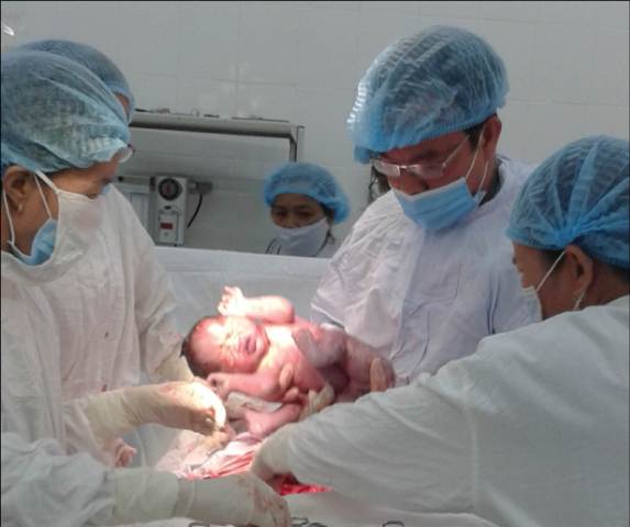 “Rót” hạnh phúc cho đời