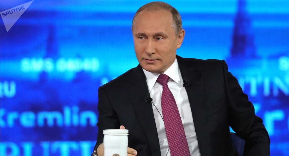 Gần 90 người Nga ủng hộ chính sách đối ngoại của Tổng thống Putin