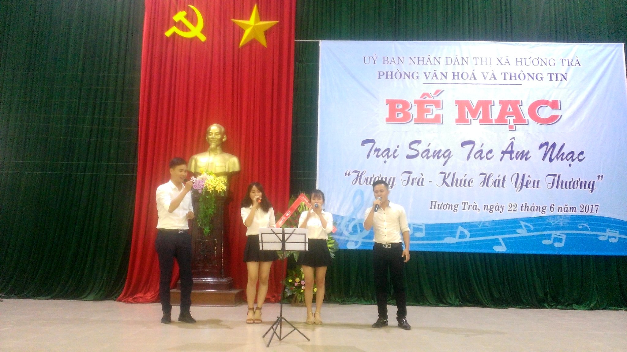 19 ca khúc mới viết về Hương Trà