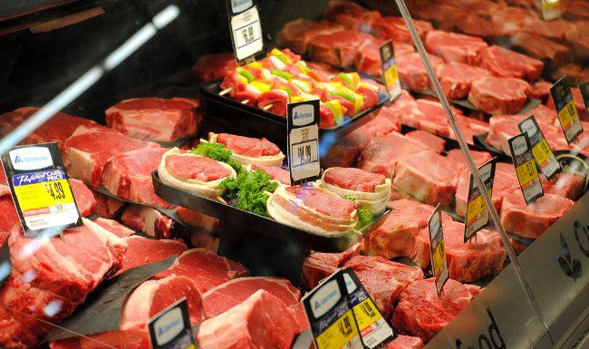 Sau lệnh cấm thịt bò của Mỹ, ngành chăn nuôi Brazil kêu gọi thay đổi việc tiêm chủng