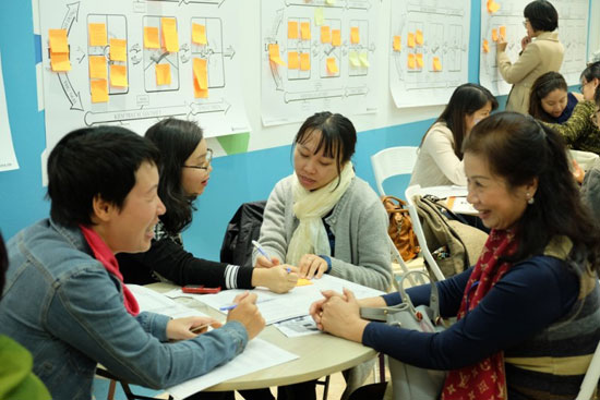 Hỗ trợ phụ nữ giải quyết một số vấn đề xã hội