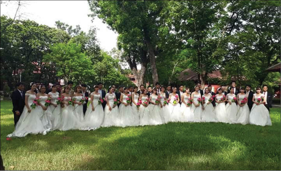 22 couples to join in the collective wedding