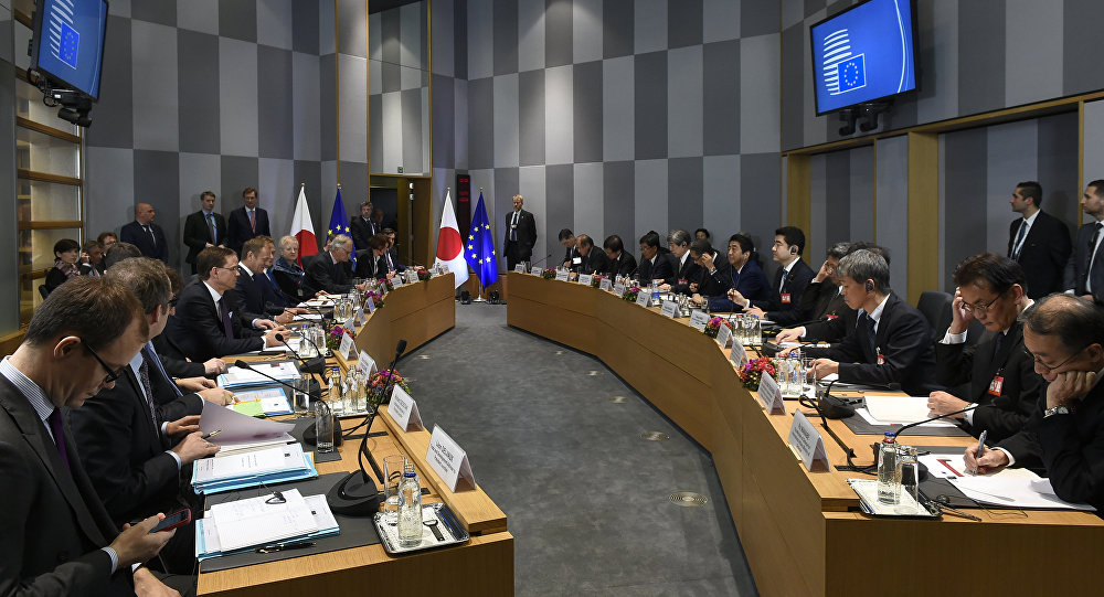 EU, Nhật Bản tiến tới hiệp định thương mại tự do, đối tác chiến lược