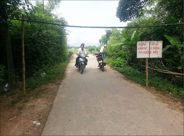 Cầu lở móng, nguy hiểm cho phương tiện